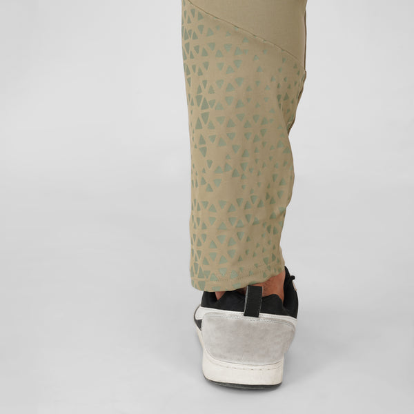 Amplify Strength Tracks Beige